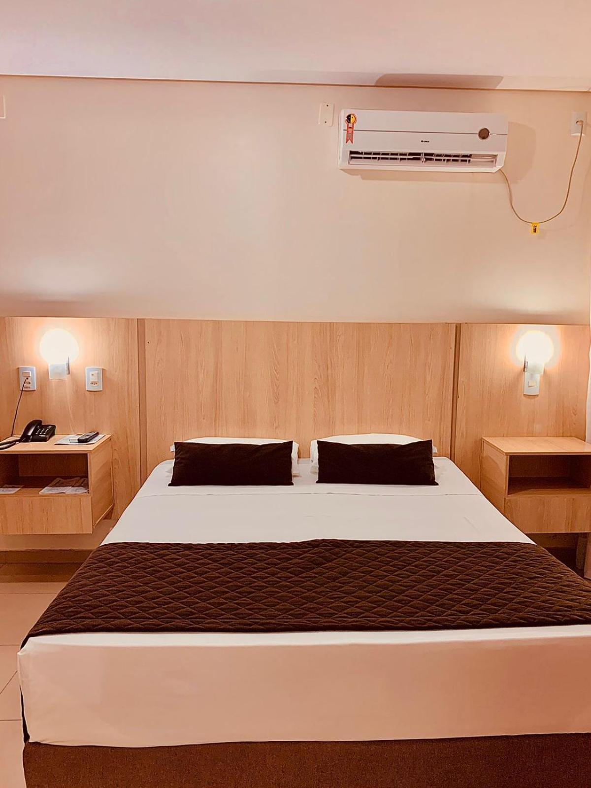 Victoria Plaza Hotel ปัลมัส ภายนอก รูปภาพ