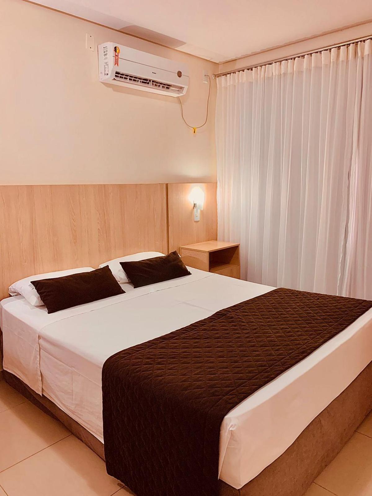Victoria Plaza Hotel ปัลมัส ภายนอก รูปภาพ