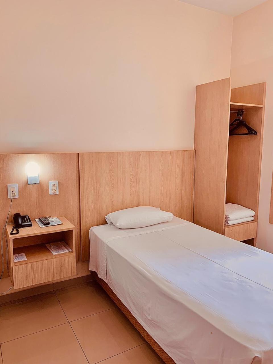 Victoria Plaza Hotel ปัลมัส ภายนอก รูปภาพ